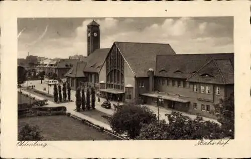 Ak Oldenburg in Niedersachsen, Bahnhof, Straßenseite