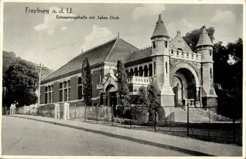 Ak Freyburg Unstrut, Erinnerungsturnhalle m. Jahns Grab