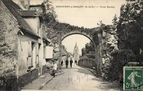 Ak Montfort l´Amaury Yvelines, Porte Berdou