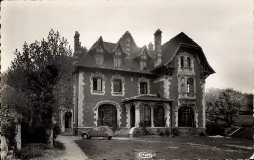 Ak Clairoix Oise, Maison de Mademoiselle Sibieu, Actuellement Centre d'Instruction Menagere