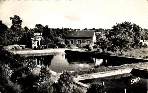 Ak Saint Nicolas du Pélem Cotes d'Armor, Freibad