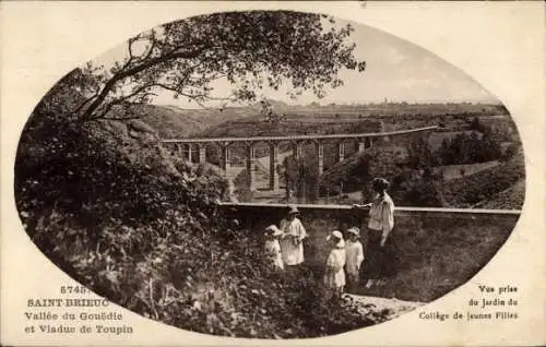 Ak Saint Brieuc Côtes d'Armor, Vallee du Gouedic, Viaduc de Toupin, Vue prise du Jardin du College