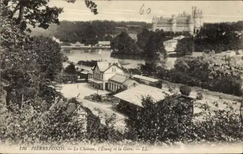 Ak Pierrefonds Oise, Das Schloss und der Bahnhof