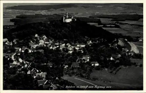 Ak Baldern Bopfingen im Ostalbkreis, Fliegeraufnahme, Schloss