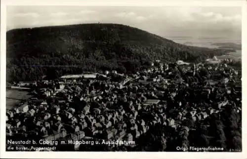 Ak Neustadt bei Coburg Oberfranken, Muppberg, Aussichtsturm, Fliegeraufnahme