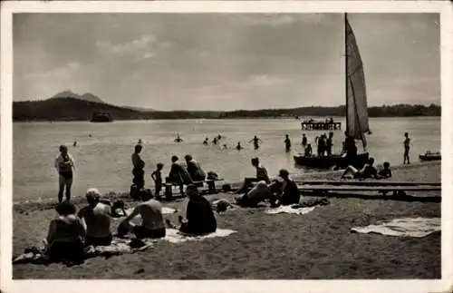 Ak Doksy Hirschberg am See Region Reichenberg, Strandbad, Badegäste, Segelboot