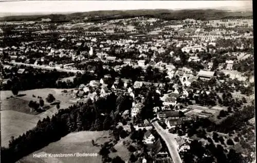 Ak Kressbronn am Bodensee, Gesamtansicht, Fliegeraufnahme