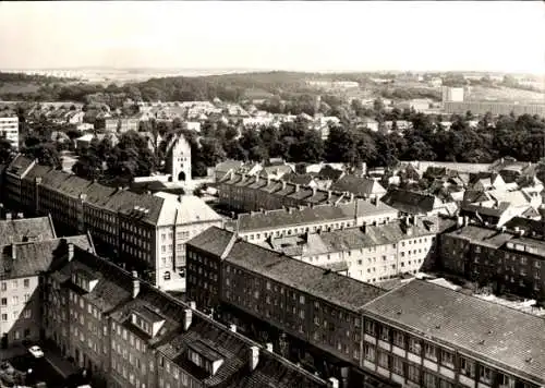 Ak Neubrandenburg in Mecklenburg Vorpommern, Blick vom Kulturzentrum über den Ort