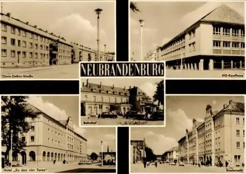 Ak Neubrandenburg, Hotel zu den vier Toren, Clara-Zetkin-Straße, Bahnhof, HO Kaufhaus, Reutercafe