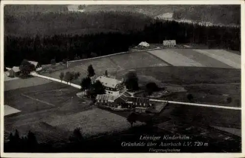 Ak Grünheide Auerbach im Vogtland Sachsen, Leipziger Kinderheim, Fliegeraufnahme