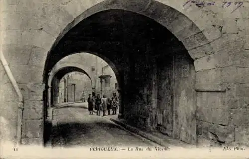 Ak Périgueux Nouvelle-Aquitaine Dordogne, La Rue du Niveau