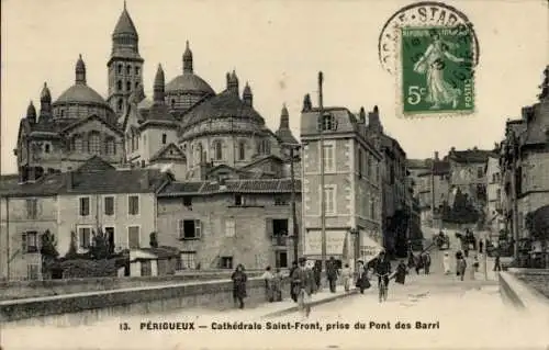 Ak Périgueux Nouvelle-Aquitaine Dordogne, Cathedrale Saint-Front, prise du Pont des Barri