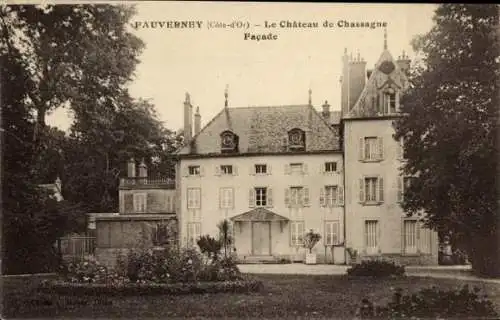 Ak Fauverney, Le Chateau de Chassagne, Facade