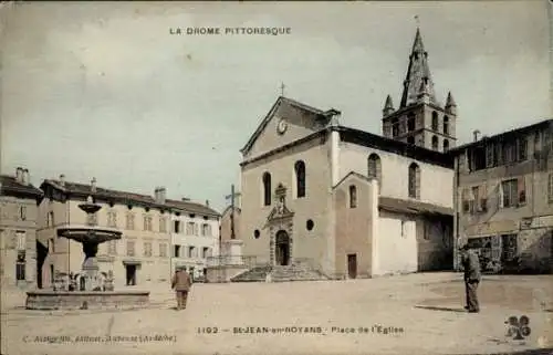 Ak St Jean en Royans Drôme, Place de l'Eglise