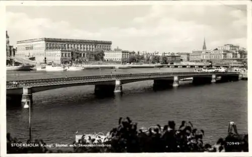 Ak Stockholm Schweden, Slottet och Skeppsholmsbron