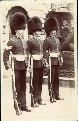 Ak London, Coldstream Guards