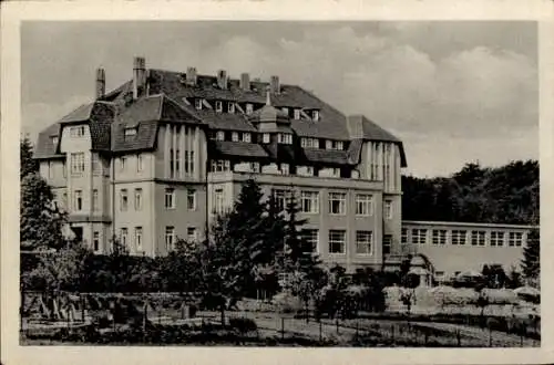 Ak Friedrichsbrunn Thale im Harz, Parkanlage mit Blick zum FDGB Heim