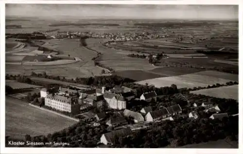 Ak Siessen Bad Saulgau, Blick auf die Stadt und das Institut Kloster, Fliegeraufnahme