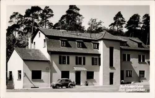 Foto Ak Saarbrücken im Saarland, Ansicht vom Stuhlsatzenhaus, Auto