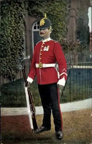 Ak Private, Yorkshire Regiment, britischer Soldat in Uniform, Orden