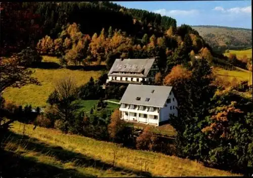 Ak Züschen Winterberg im Sauerland, Hotel Pension Walsbachtal, Familie Surhove