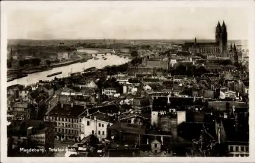 Ak Magdeburg,Blick über die Stadt, Dom, Elbe, Lastkähne