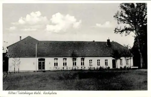 Ak Hilter in Niedersachsen, Kirchplatz mit Kirche