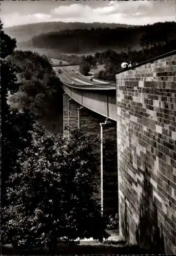 Ak Laubach Hann. Münden in Niedersachsen, Brücke, Autobahn Göttingen Kassel