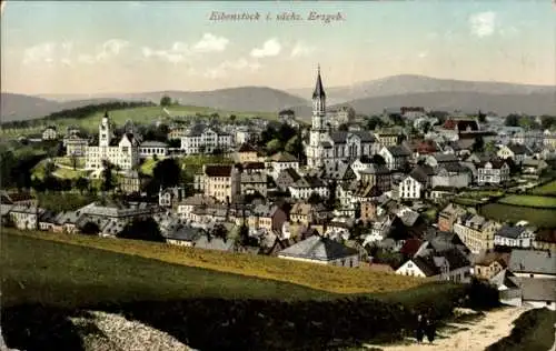 Ak Eibenstock im Erzgebirge Sachsen, Gesamtansicht der Stadt, Blick zur Kirche, Altstadt