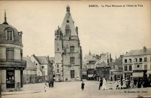 Ak Dreux Eure et Loir, Place Metezeau, Hotel de Ville