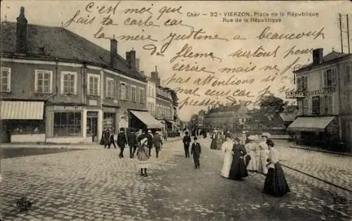 Ak Vierzon Cher, Place de la Republique, Rue de la Republique