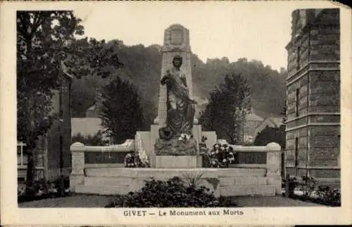 Ak Givet Ardennes, Monument aux Morts