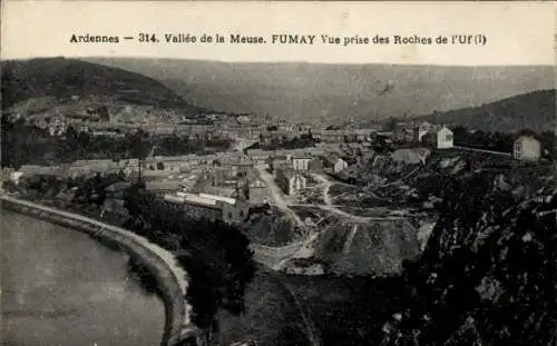 Ak Fumay Ardennes, Panorama, Vue prise des Roches de l'Uf