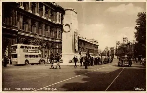 Ak City of Westminster, London, England, Whitehall, Kenotaph-Denkmal