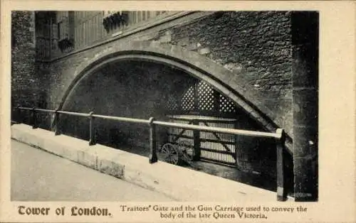 Ak London City England, Traitors Gate und die Lafette, Tower of London