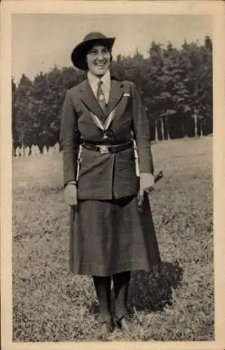 Ak Lady Olave Baden Powell, the World Chief Guide, Pfadfinderführerin