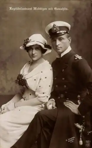 Ak Otto Weddigen, Marineoffizier, Kapitänleutnant, Portrait mit Gemahlin, SM U 9