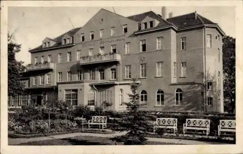 Ak Bad Lausick in Sachsen, Blick auf das Kurhotel Hermannsbad