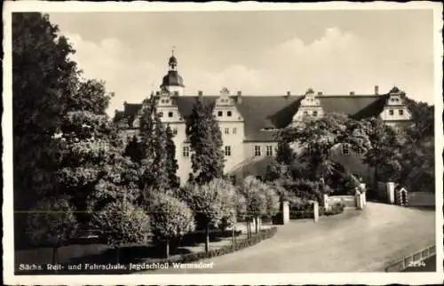 Ak Wermsdorf in Sachsen, Jagdschloss, Sächs. Reit- und Fahrschule