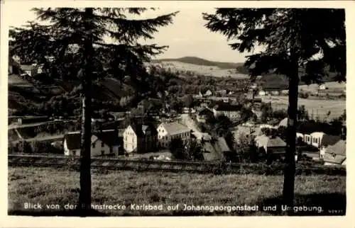 Ak Johanngeorgenstadt im Erzgebirge, Aussicht von der Bahnstrecke Karlsbad