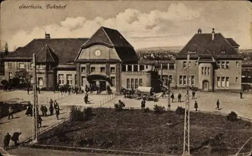 Ak Saarlouis im Saarland, Bahnhof