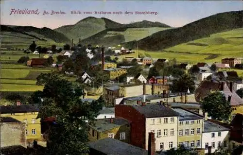 Ak Mieroszów Friedland Bezirk Breslau Niederschlesien, Blick vom Rathaus nach dem Storchberg