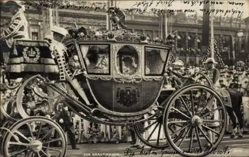 Ak Hochzeit Kronprinz Wilhelm von Preußen und Kronprinzessin Cecilie 1905, Der Brautwagen