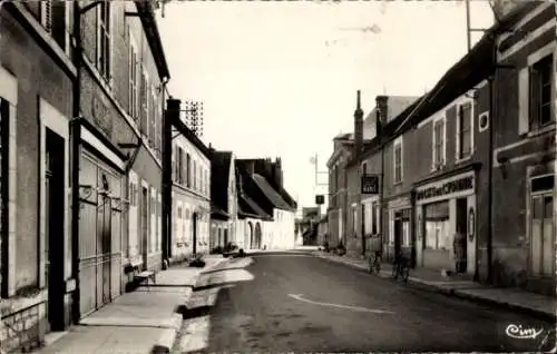 Ak Léré Cher, Grande Rue