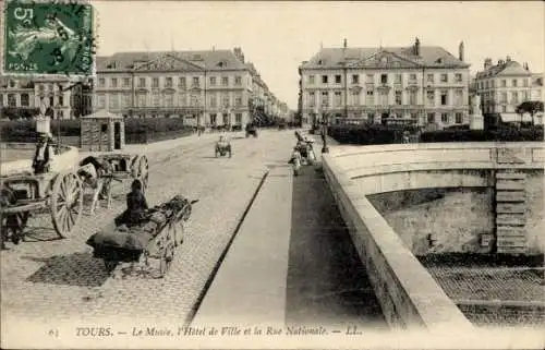 Ak Tours Indre et Loire, Museum, Rathaus, Rue National