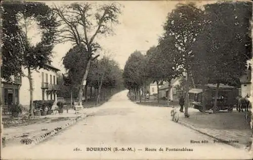 Ak Bourron Marlotte Seine et Marne, Route de Fontainebleau