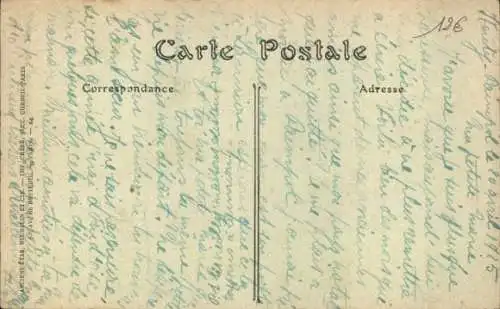 Ak Lannion Côtes d'Armor, vue générale des vieilles Maisons, Place du Centre