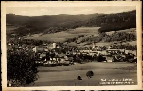 Ak Lądek Zdrój Bad Landeck Schlesien, Gesamtansicht, Blick von der Bismarckkoppe