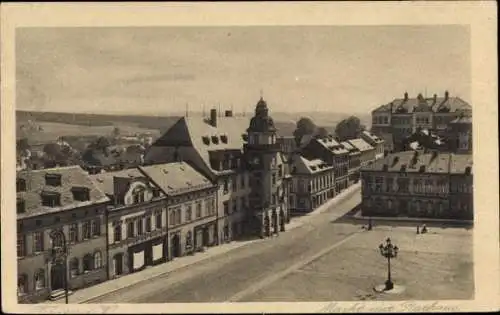 Ak Treuen im Vogtland Sachsen, Marktplatz mit Rathaus und Umgebung