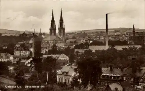 Ak Oelsnitz im Vogtland, Gesamtansicht, Kirche